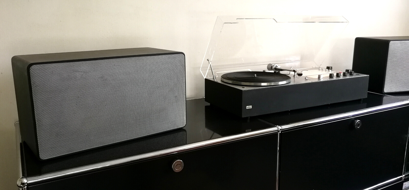 vintage braun audio 310 anthracite with L500 speakers black vintage braun audio 310 anthracite with L500 speakers black