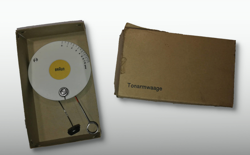braun-tonarmwaage-mit-verpackung-dieter-rams-pick-up-weight-scale
