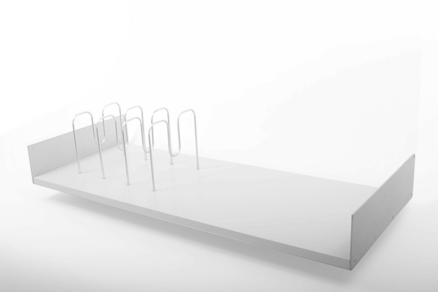 Vitsoe 606 Regal & Braun audio Integration Dieter Rams