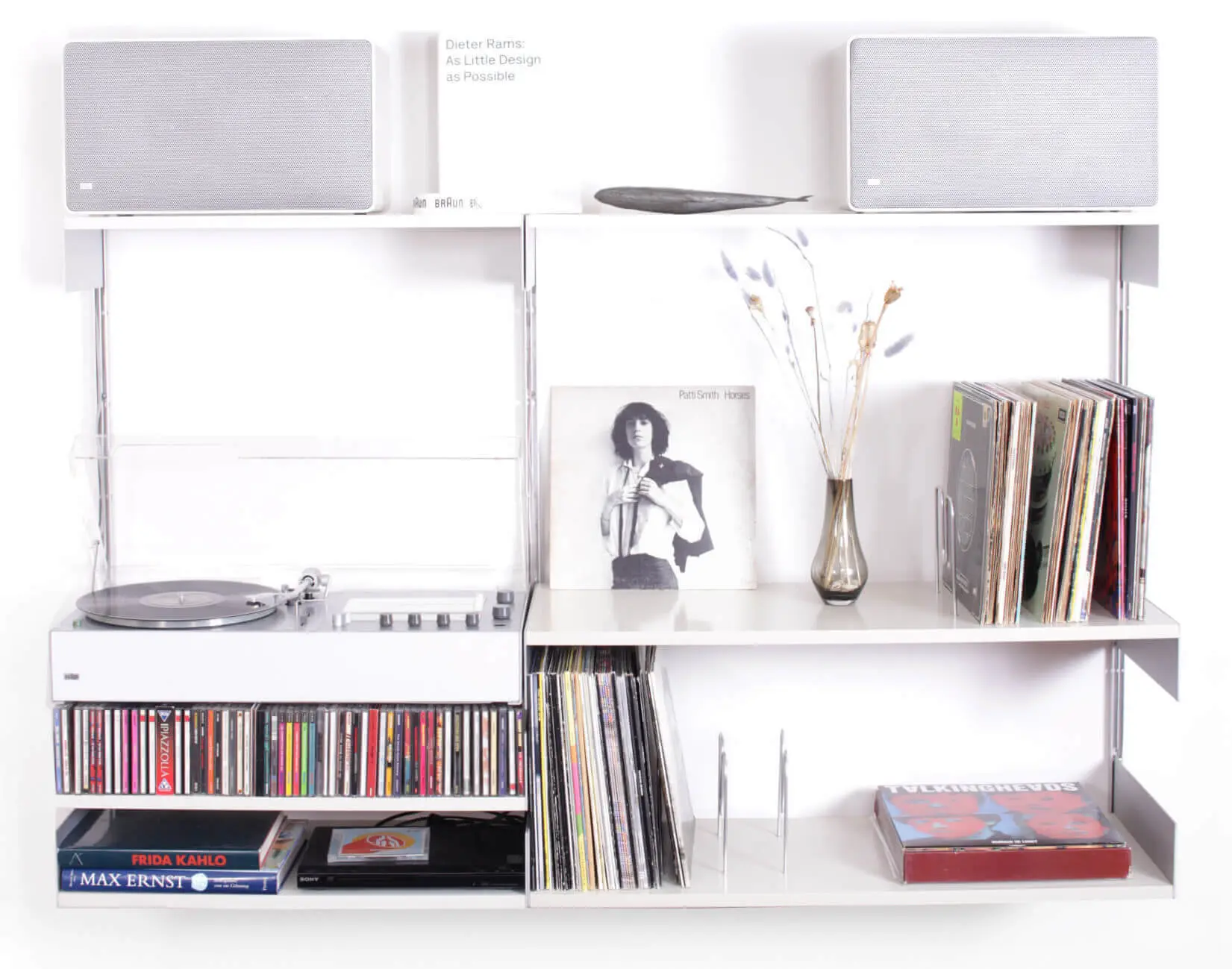 Vitsoe 606 vintage shelf with vinyl record holding brackets and speakers L 625 and hooked-in audio 310